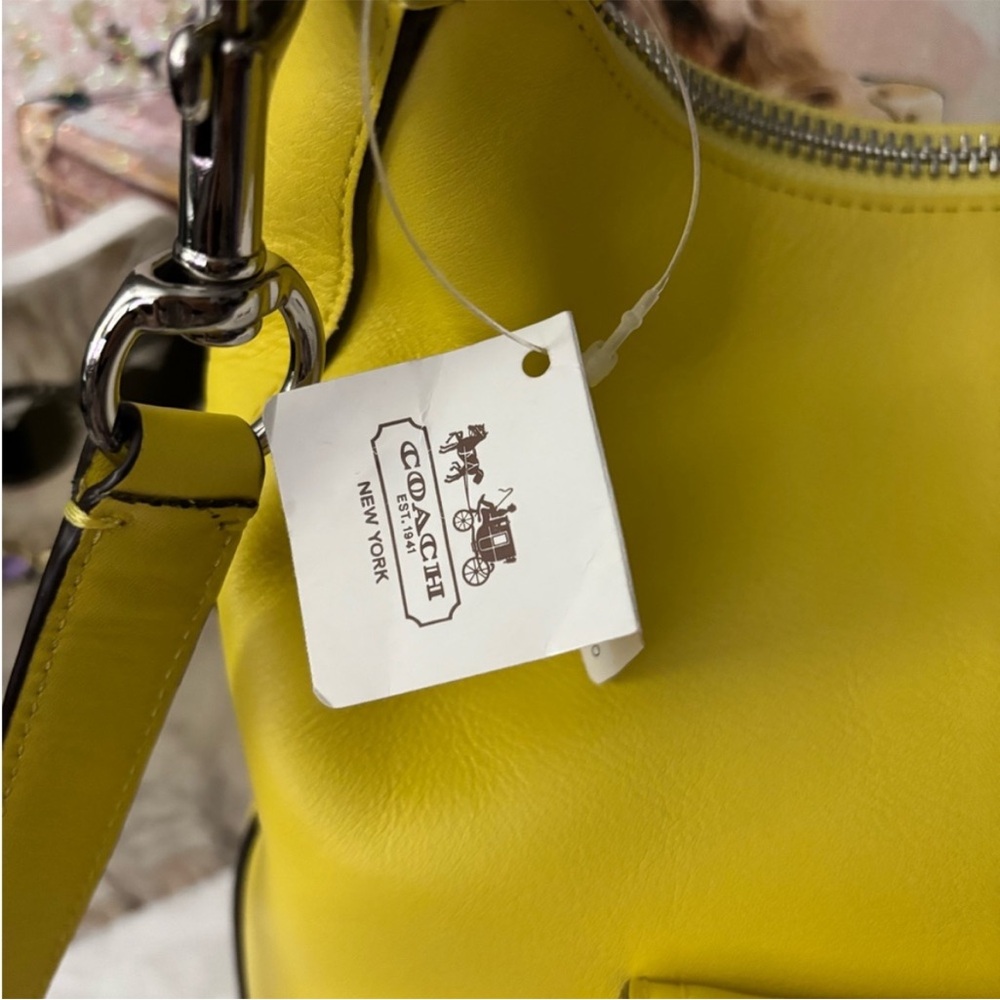 Coach Legacy Corteney Yellow Leather Shoulder/crossbody6 Bag - Picture 2 of 13